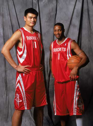 杨瀚森8+4+3 开拓者不敌雷霆；湖人险胜爵士（杨瀚森8分4板3助，雷霆擒开拓者；湖人惊险击退爵士）