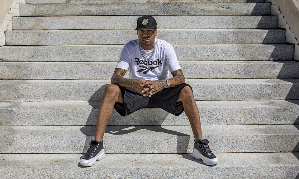 斯帅：为什么换下伊尔迪兹？我换上的是转会费5000万的奥蓬达（斯帅解释换下伊尔迪兹：让5000万欧的奥蓬达登场）