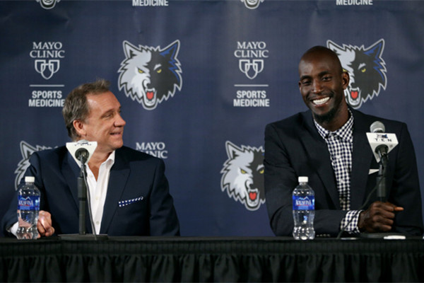 戈麦斯：儿子喜欢皮尔洛，我说光脚法好没用也要学习加图索（戈麦斯：儿子迷皮尔洛，我提醒他光有脚法不够，还得向加图索取经）