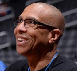 71岁成龙回应衰老：能慢慢变老是幸运（71岁成龙谈衰老：能从容老去是福气）