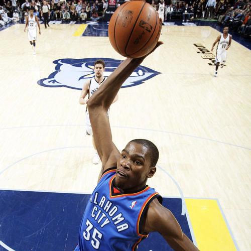 广东101-75大胜江苏！球员评分：4人满分，3人良好，1人不合格（广东101比75轻取江苏，球员打分出炉：4人满分、3人良好、1人不及格）