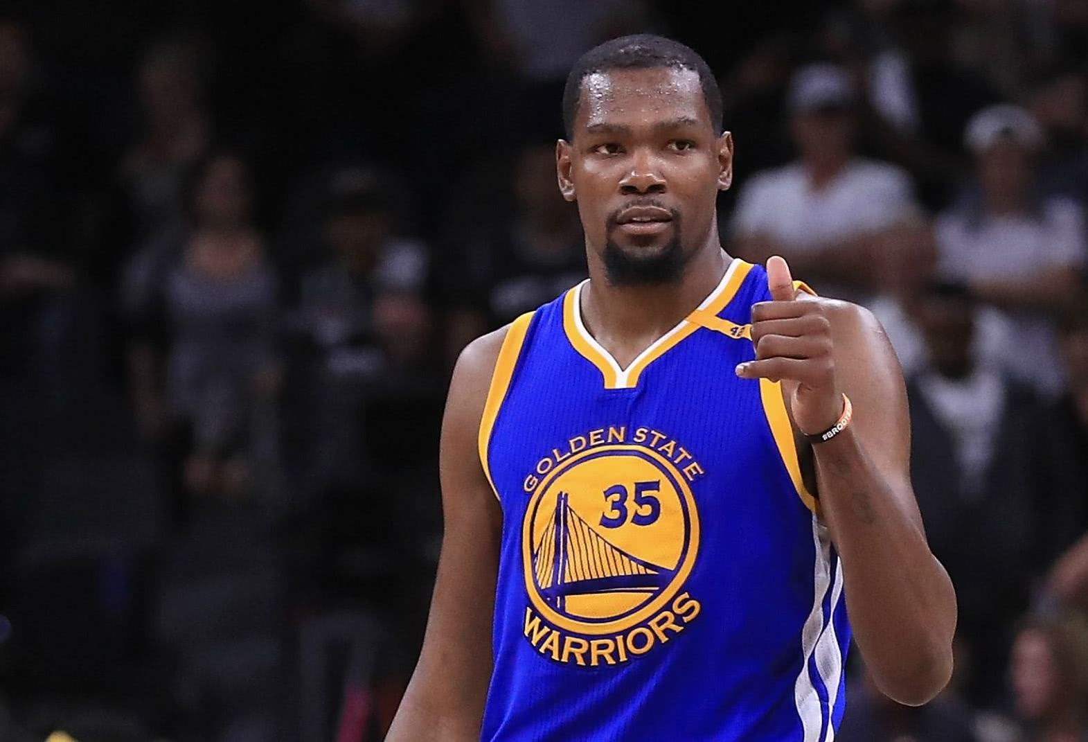 斯基拉：那不勒斯派球探考察诺顿-库菲，阿森纳有转会分成（斯基拉：那不勒斯已派球探考察诺顿-库菲，阿森纳持有转售分成条款）