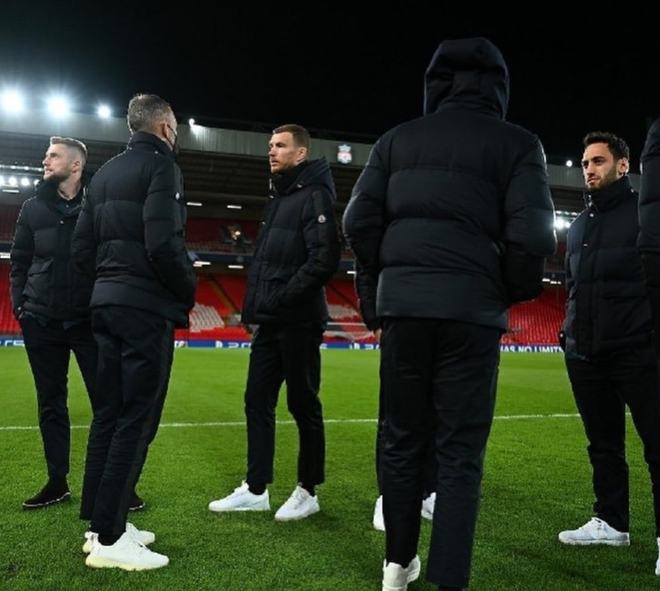 萨默尔：纳格尔斯曼没必要解释这可能是萨内的最后一次机会（萨默尔：纳格尔斯曼不必多言，这或是萨内最后一次机会）