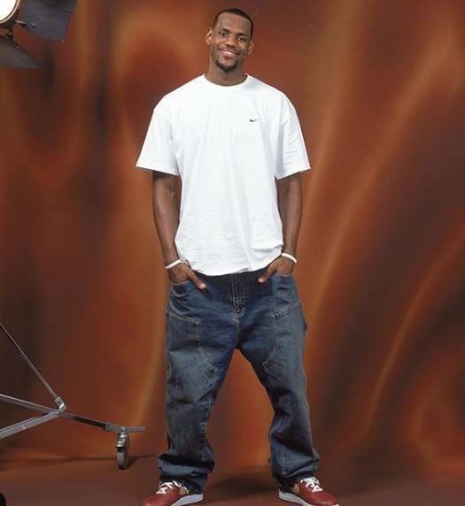 欧冠师徒对决首演，皇马主场迎战曼城（欧冠首度上演师徒之争，皇马坐镇主场对阵曼城）